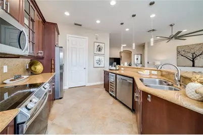 8012 NW 128th Lane, Parkland, FL 33076 - Photo 17