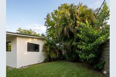 2513 NW 8th Avenue, Fort Lauderdale, FL 33311 - Photo 23