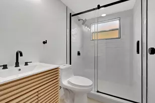 484 Saxony K, Delray Beach, FL 33446 - Photo 25