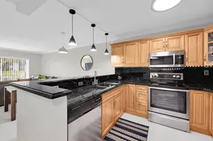 899 SE 2nd Ave, Deerfield Beach, FL 33441 - Photo 5
