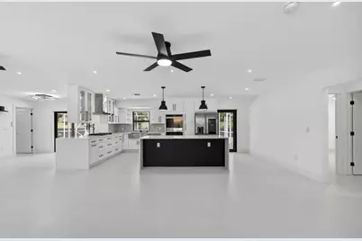 8111 W Lake Drive, Lake Clarke Shores, FL 33406 - Photo 15