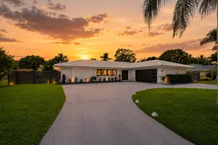 8111 W Lake Dr, Lake Clarke Shores, FL 33406 - Photo 1