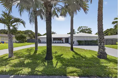8111 W Lake Drive, Lake Clarke Shores, FL 33406 - Photo 9