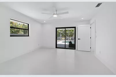 8111 W Lake Drive, Lake Clarke Shores, FL 33406 - Photo 27