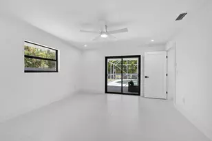 8111 W Lake Dr, Lake Clarke Shores, FL 33406 - Photo 27