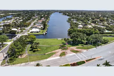 8111 W Lake Drive, Lake Clarke Shores, FL 33406 - Photo 77
