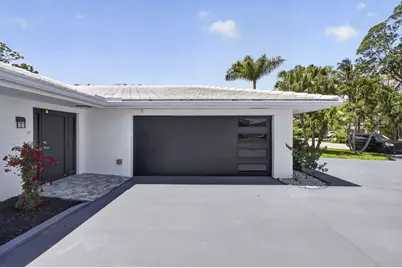 8111 W Lake Drive, Lake Clarke Shores, FL 33406 - Photo 13