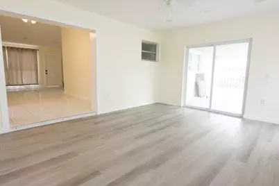 11500 NW 35th Place, Sunrise, FL 33323 - Photo 3