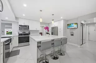 8386 Shadow Wood Blvd, Coral Springs, FL 33071 - Photo 13