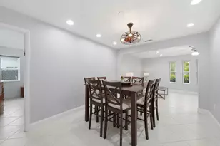 8386 Shadow Wood Blvd, Coral Springs, FL 33071 - Photo 9
