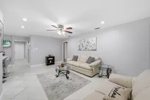 8386 Shadow Wood Blvd, Coral Springs, FL 33071 - Photo 17