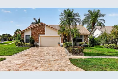 10065 Camelback Lane, Boca Raton, FL 33498 - Photo 1