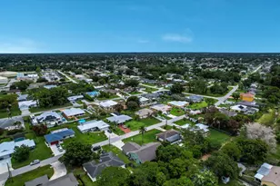 362 SE Crosspoint Dr, Port Saint Lucie, FL 34983 - Photo 35