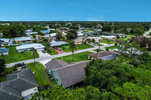 362 SE Crosspoint Dr, Port Saint Lucie, FL 34983 - Photo 33