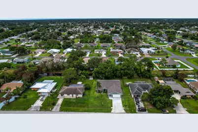 362 SE Crosspoint Drive, Port Saint Lucie, FL 34983 - Photo 39