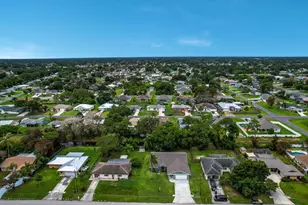 362 SE Crosspoint Dr, Port Saint Lucie, FL 34983 - Photo 39