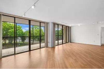 2816 N 46 Avenue #J482, Hollywood, FL 33021 - Photo 9