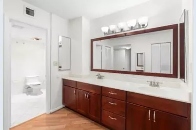 4816 N 46 Avenue #J482, Hollywood, FL 33021 - Photo 19