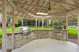 2816 N 46th Ave, Hollywood, FL 33021 - Photo 41