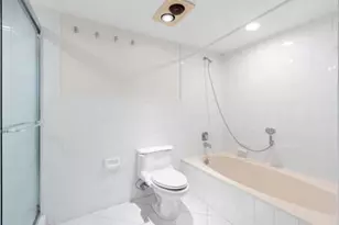 2816 N 46th Ave, Hollywood, FL 33021 - Photo 23