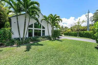 1275 N Swinton Avenue, Delray Beach, FL 33444 - Photo 13