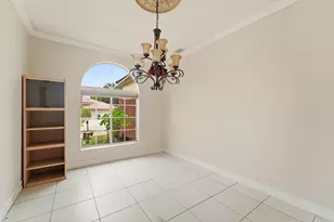 10710 NW 54th Pl, Coral Springs, FL 33076 - Photo 7