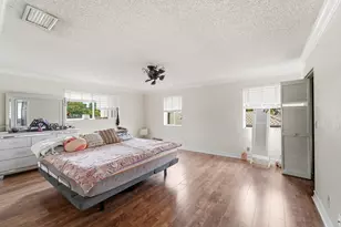 10710 NW 54th Pl, Coral Springs, FL 33076 - Photo 35