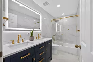 1374 Canary Island Dr, Weston, FL 33327 - Photo 29