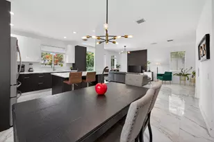 1374 Canary Island Dr, Weston, FL 33327 - Photo 15