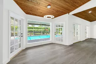 3185 St James Dr, Boca Raton, FL 33434 - Photo 9