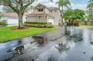10157 NW 4th St, Plantation, FL 33324 - Photo 5