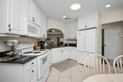 7601 Martinique Boulevard, Boca Raton, FL 33433 - Photo 13