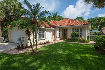 146 Lost Bridge Drive, Palm Beach Gardens, FL 33410 - Photo 5