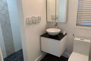 9007 NE 10th Ave NE, Miami, FL 33138 - Photo 35