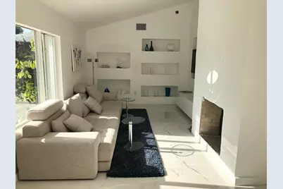 9007 NE 10th Avenue NE, Miami, FL 33138 - Photo 13