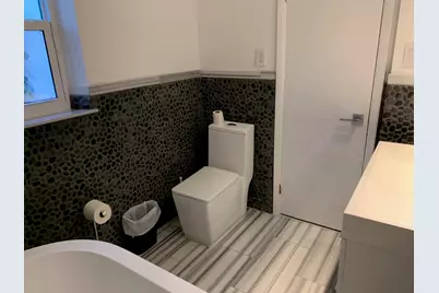 9007 NE 10th Avenue NE, Miami, FL 33138 - Photo 29