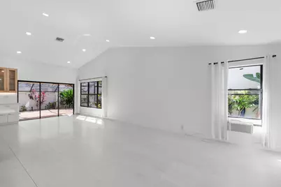 21326 Campo Allegro Drive, Boca Raton, FL 33433 - Photo 11