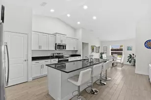 1049 SW Paar Dr, Port Saint Lucie, FL 34953 - Photo 17
