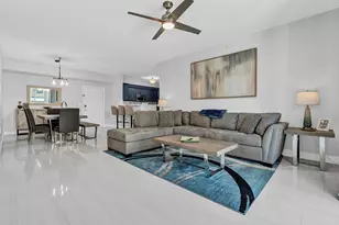 802 W Windward Way, Lantana, FL 33462 - Photo 1