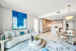 77 SE 5th St, Miami, FL 33131 - Photo 29