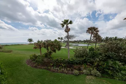 2335 S Ocean Boulevard #19e, Palm Beach, FL 33480 - Photo 1