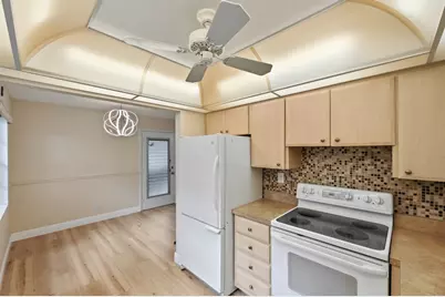 442 Normandy J, Delray Beach, FL 33484 - Photo 13