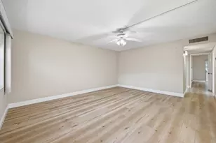 442 Normandy J, Delray Beach, FL 33484 - Photo 9