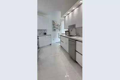 16425 Collins Avenue #2514, Sunny Isles Beach, FL 33160 - Photo 9