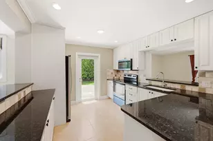 2811 NE 16th St, Pompano Beach, FL 33062 - Photo 23