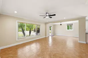 2811 NE 16th St, Pompano Beach, FL 33062 - Photo 17