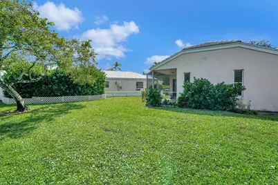 1022 Island Manor Drive, Greenacres, FL 33413 - Photo 27