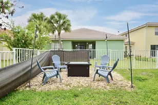 1945 NW Cataluna Cir, Port Saint Lucie, FL 34986 - Photo 23