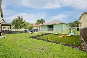 1945 NW Cataluna Cir, Port Saint Lucie, FL 34986 - Photo 25