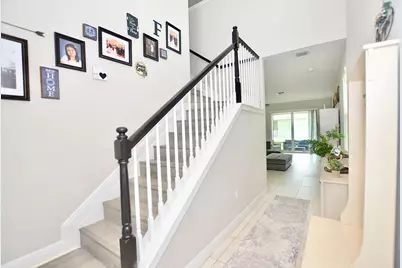 1945 NW Cataluna Circle, Port Saint Lucie, FL 34986 - Photo 5